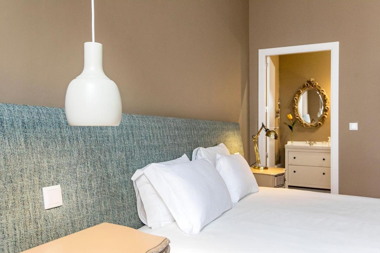 Guesthouse Bonjardim Suites By Lovelystay Porto Exterior photo